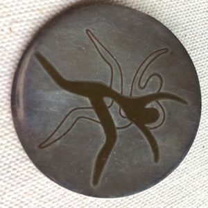 Dancing figures silver pin